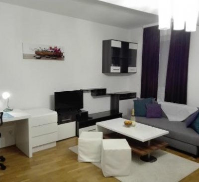 1,5 Zimmer-Apartment oder elegantes Home-office, © bookingcom