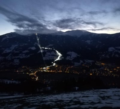 Aussicht zu Abfahrt Hochzillertal Nacht, © Maria Pfister