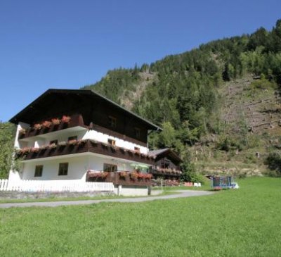Apartment near Hoge Tauern National Park, © bookingcom