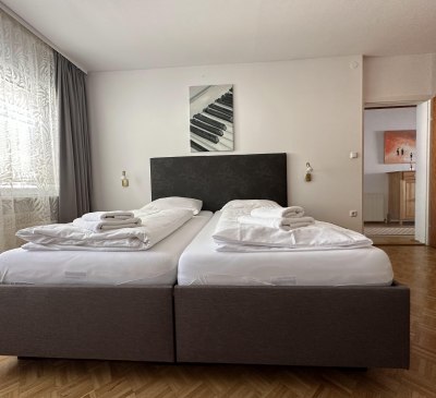 Komfort Apartment - Grosses Doppelbett im Schlafzi